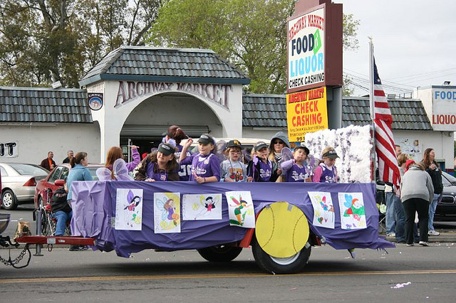 Rio Linda Little League parade