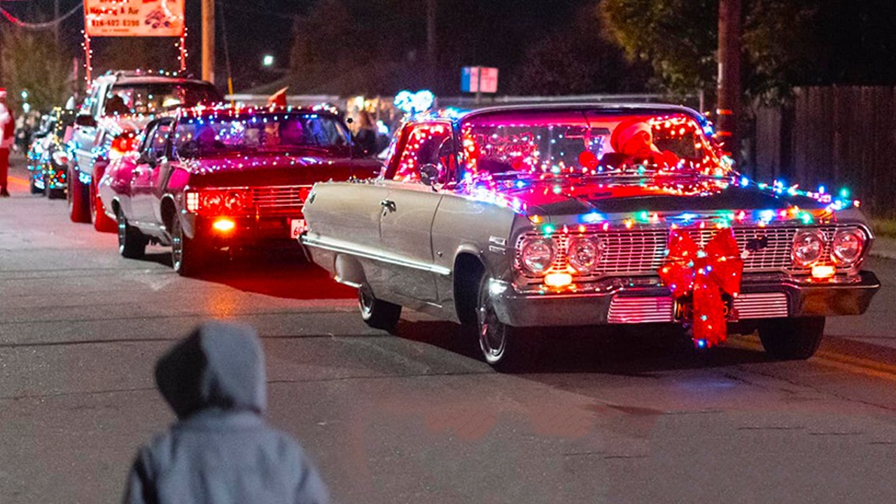 2023 Rio Linda Elverta Christmas Light Parade caps off a day of